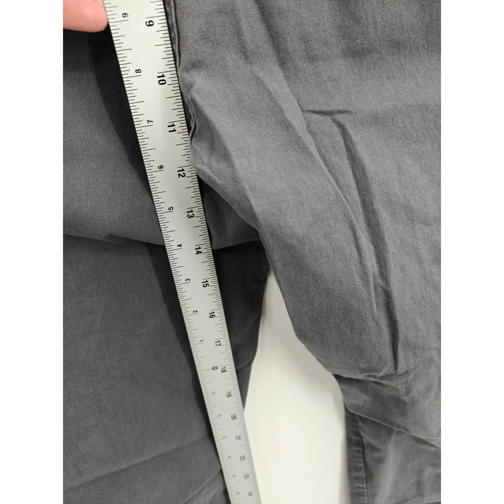 Wrangler ATG Mens Charcoal Gray Cargo Pants 34x32 Stretch All Terrain Gear